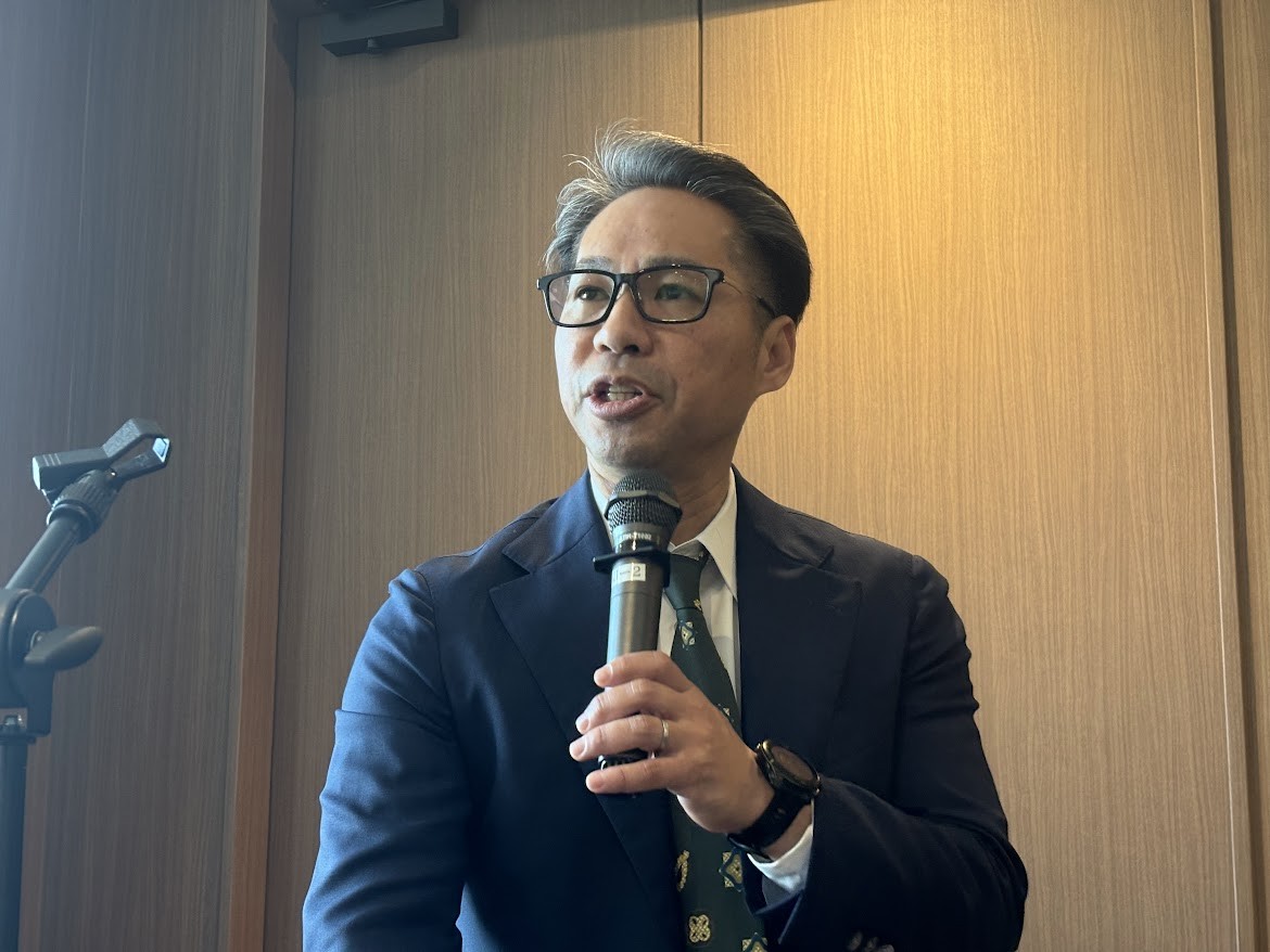 7E12EA8B44D44AACCDDCA9C96766EF2780BBF136